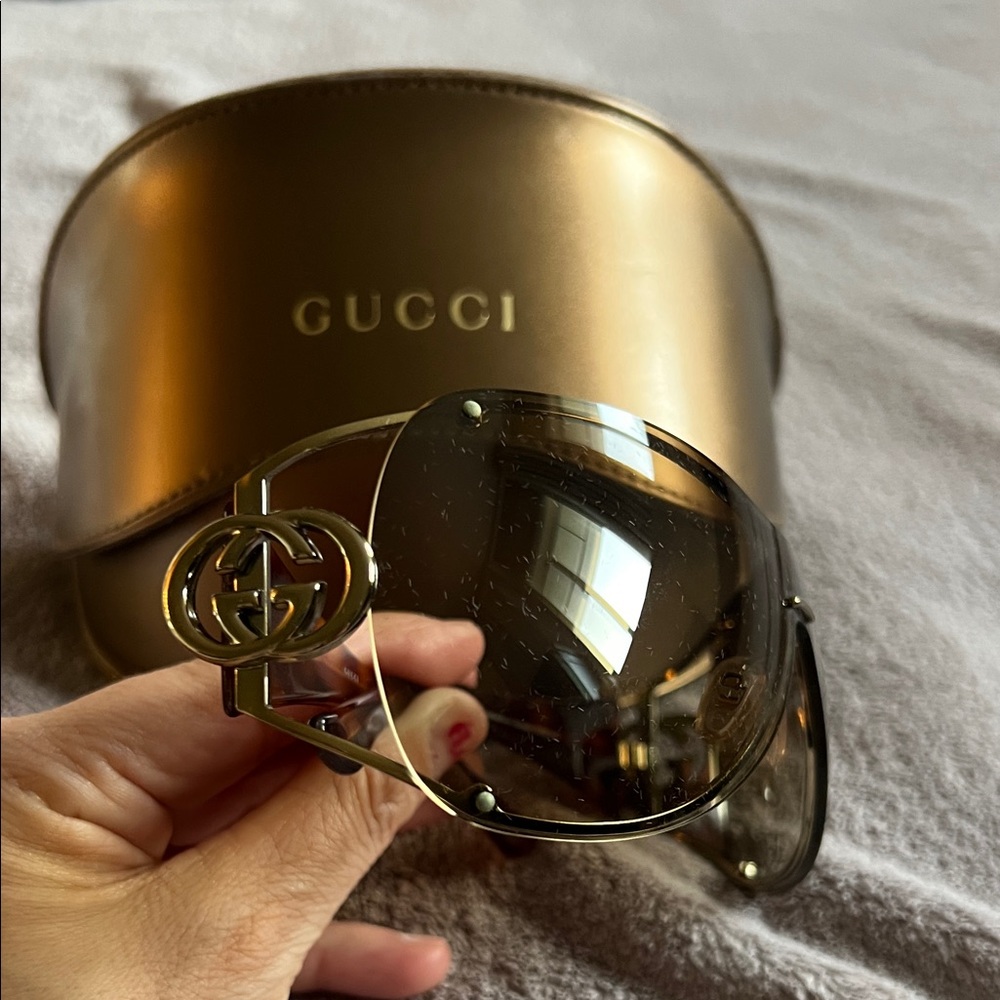 Gucci Gold Sunglasses with Visor - Picture 2 of 4